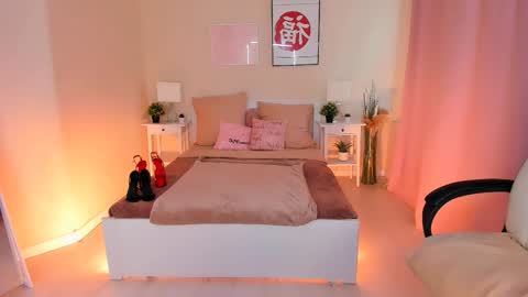 Helena online show from 10/12/25, 07:40