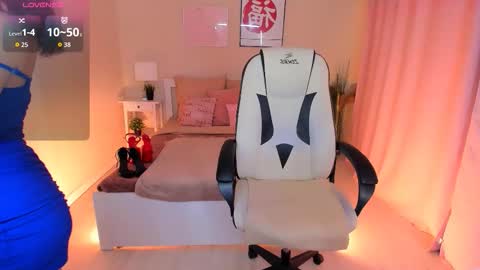 Helena online show from 11/28/25, 01:58