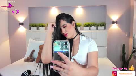 H E L E N A  online show from 12/02/25, 07:09