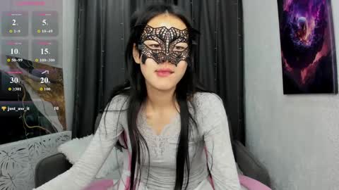 Hi I am Helen online show from 03/31/26, 02:13