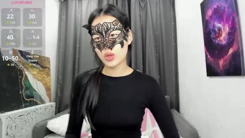 Hi I am Helen online show from 04/30/26, 02:07
