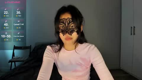 Snapshot of helenblazetrt chatting on 06/22/26, 02:13 Hi I am Helen online show from 06/22/26, 02:13