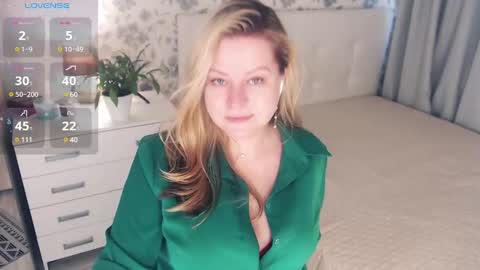 Snapshot of helenbonham chatting on 02/27/25, 06:40 Helena Bonham online show from 02/27/25, 06:40