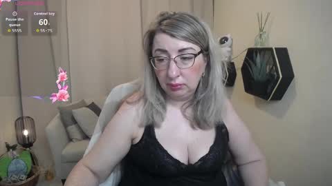 Snapshot of helenenigma chatting on 03/26/26, 07:52 helenenigma online show from 03/26/26, 07:52