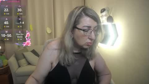 Snapshot of helenenigma chatting on 04/04/26, 06:49 helenenigma online show from 04/04/26, 06:49