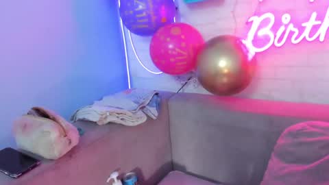 Snapshot of helenn_monroy1 chatting on 01/06/25, 11:40 online show from 01/06/25, 11:40