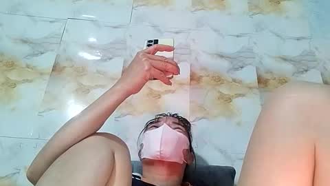 helenna_00 online show from 12/14/25, 12:05