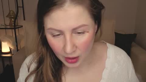 Snapshot of helens_lov chatting on 04/09/26, 02:33 Helen online show from 04/09/26, 02:33