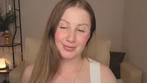 Snapshot of helens_lov chatting on 06/25/26, 05:23 Helen online show from 06/25/26, 05:23