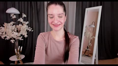 Snapshot of helentasty_ chatting on 01/30/25, 04:58 Helen online show from 01/30/25, 04:58