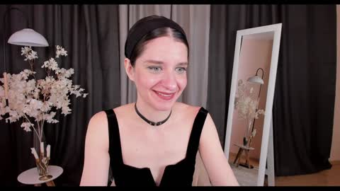 Snapshot of helentasty_ chatting on 01/31/25, 08:32 Helen online show from 01/31/25, 08:32