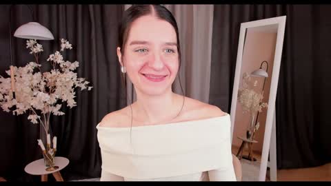 Snapshot of helentasty_ chatting on 02/06/25, 02:55 Helen online show from 02/06/25, 02:55