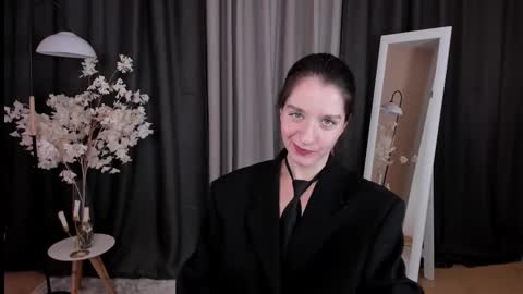 Snapshot of helentasty_ chatting on 03/12/25, 02:09 Helen online show from 03/12/25, 02:09