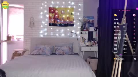 Snapshot of helenundersin chatting on 01/08/26, 05:15 Helen online show from 01/08/26, 05:15