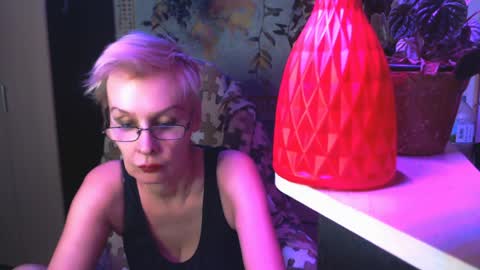 Helga online show from 04/02/26, 09:01