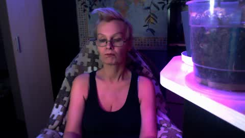 Helga online show from 04/06/26, 10:22
