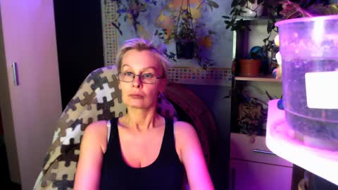 Helga online show from 05/05/26, 09:56