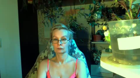 Helga online show from 05/08/26, 05:18