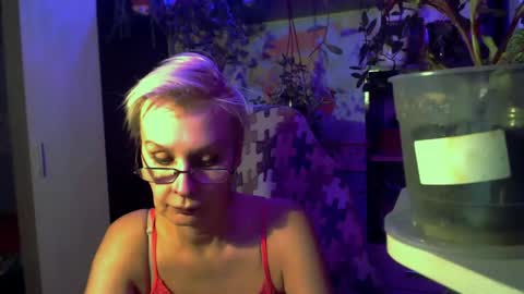 Helga online show from 05/09/26, 10:48