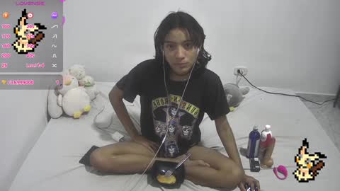 Helia Transfem and Amy online show from 01/24/25, 05:42