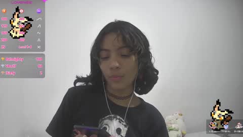 Helia Transfem and Amy online show from 01/25/25, 06:23