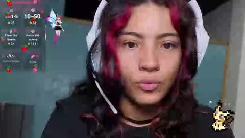 Helia Transfem and Amy online show from 09/23/25, 01:03