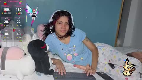 Helia Transfem and Amy online show from 10/03/25, 04:53