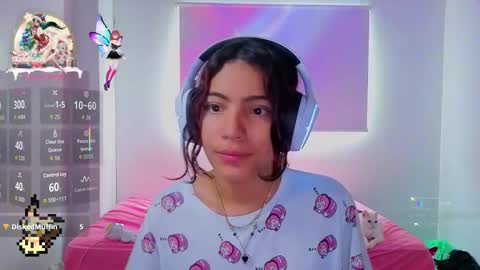 Helia Transfem and Amy online show from 12/01/25, 05:51