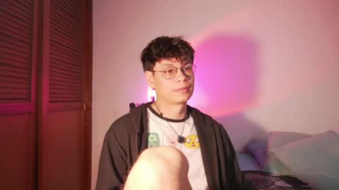 Helio online show from 05/12/26, 01:36