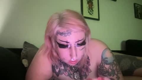 Bunnie Rotz online show from 03/09/25, 06:28