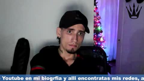 Snapshot of hell_boy66 chatting on 12/20/25, 12:40 Eros online show from 12/20/25, 12:40