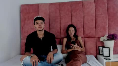 Snapshot of hellanddante_ chatting on 12/02/25, 09:32 H E L L AND D A N T E online show from 12/02/25, 09:32