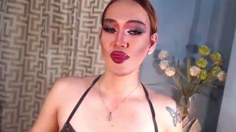 Snapshot of hellatarahathor chatting on 03/29/26, 01:11 hellatarahathor online show from 03/29/26, 01:11