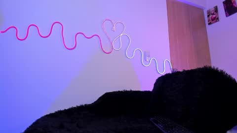 helldy_666 online show from 03/05/26, 06:42