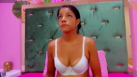 Snapshot of hellen__4master chatting on 09/17/25, 11:12 Hellen online show from 09/17/25, 11:12