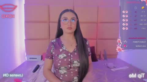 hellen__smith_ online show from 05/01/26, 10:03