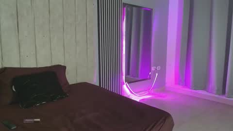 Snapshot of hellen_rice chatting on 10/08/25, 05:27 hellen_rice online show from 10/08/25, 05:27