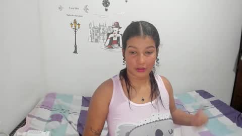 Snapshot of hellen_scot_ chatting on 11/26/25, 10:11 hellen_scot_ online show from 11/26/25, 10:11