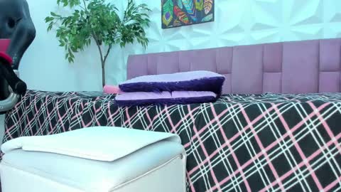 hellen     online show from 02/27/25, 02:10