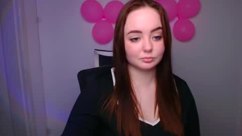 Hellen online show from 02/18/25, 04:37