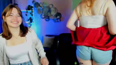 Helli online show from 09/11/25, 07:47