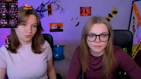 Helli online show from 10/28/25, 08:22