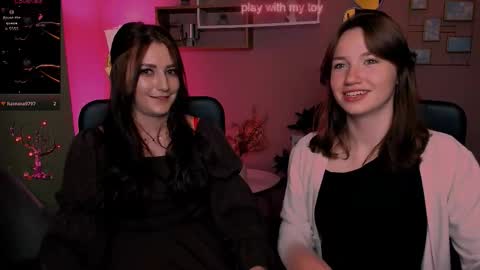 Helli online show from 10/31/25, 09:49