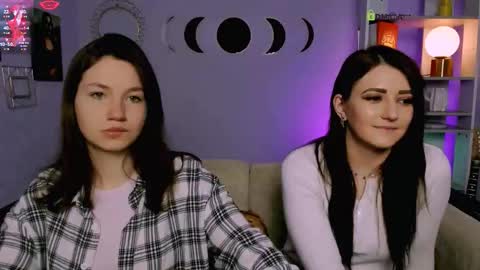 Snapshot of helli_belli chatting on 01/14/26, 08:25 Helli online show from 01/14/26, 08:25