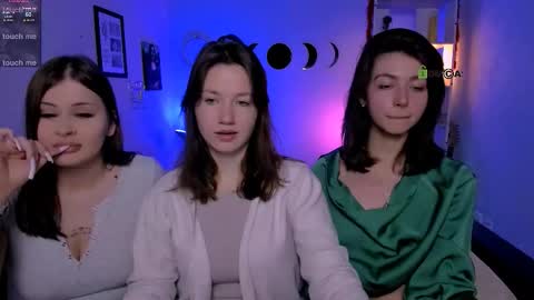 Snapshot of helli_belli chatting on 03/01/26, 08:11 Helli online show from 03/01/26, 08:11