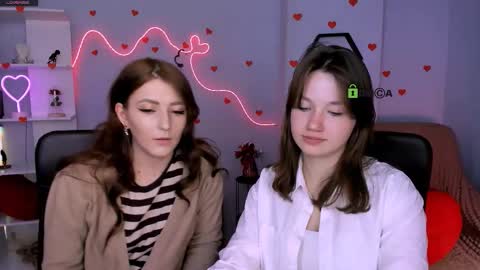 Snapshot of helli_belli chatting on 03/21/26, 08:45 Helli online show from 03/21/26, 08:45