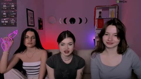 Helli online show from 05/10/26, 07:19