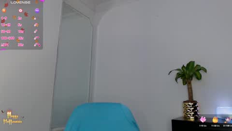 Snapshot of hello_candy chatting on 10/04/25, 01:14 Candy online show from 10/04/25, 01:14