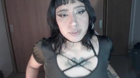 Snapshot of hello_demonkitty chatting on 01/09/26, 02:47 SIMONA online show from 01/09/26, 02:47