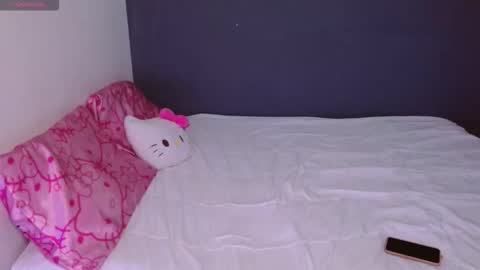 hellokitty_valery1 online show from 10/26/25, 03:45